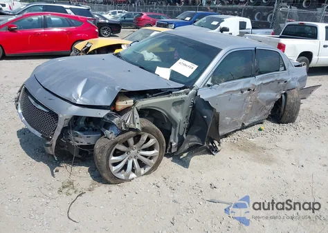 2018 Chrysler 300 Limited из США, поврежденный, VIN 2C3CCAEG1JH193695